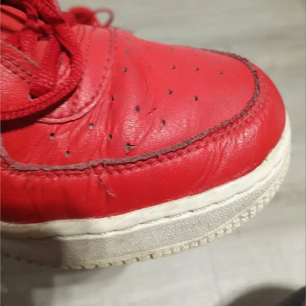 Nike Air Force 1 '07 Low Top Red & Black Sneakers Youth Size Y7
